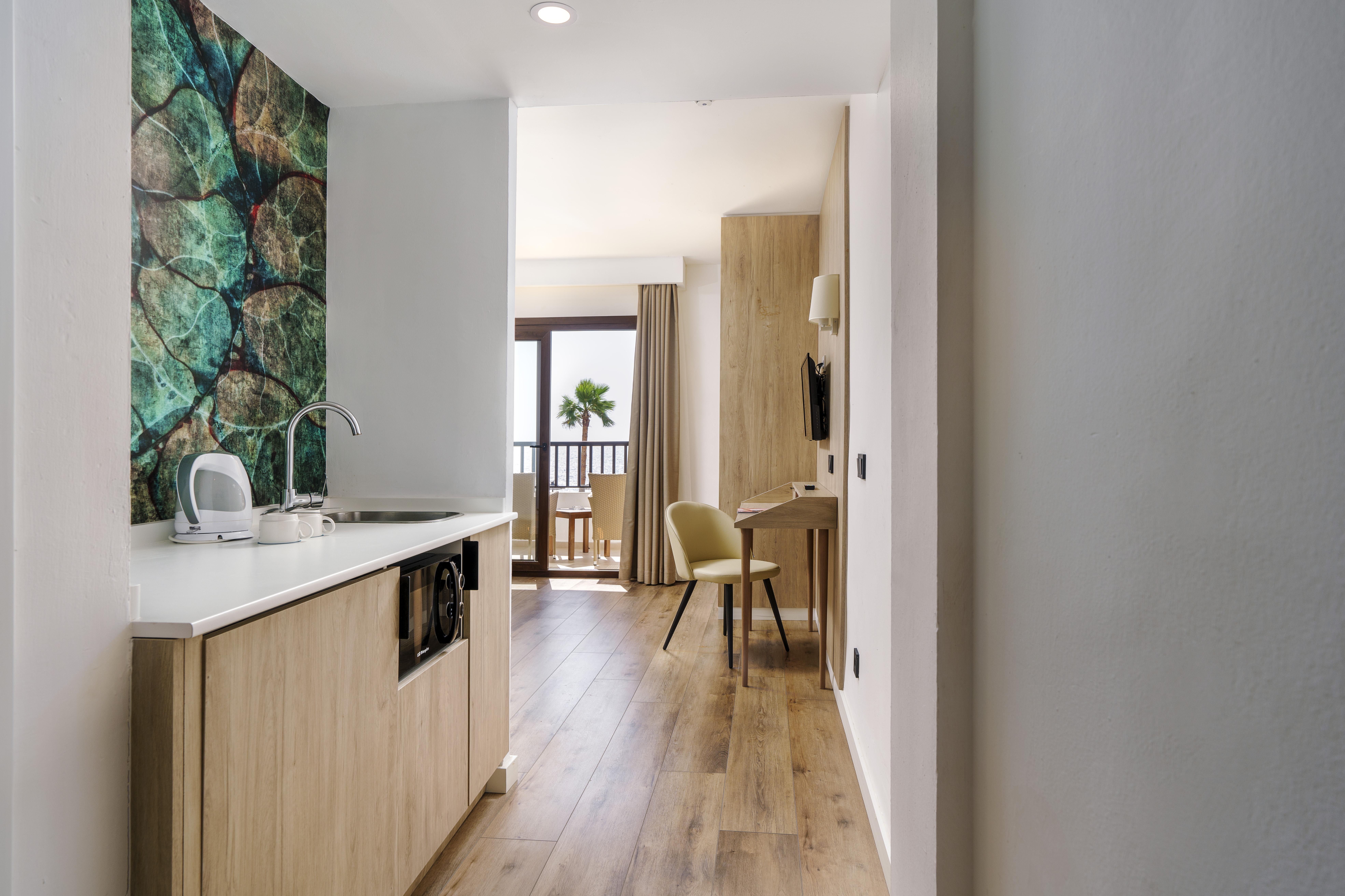 Alua Suites Las Rocas Cala d'Or  Luaran gambar