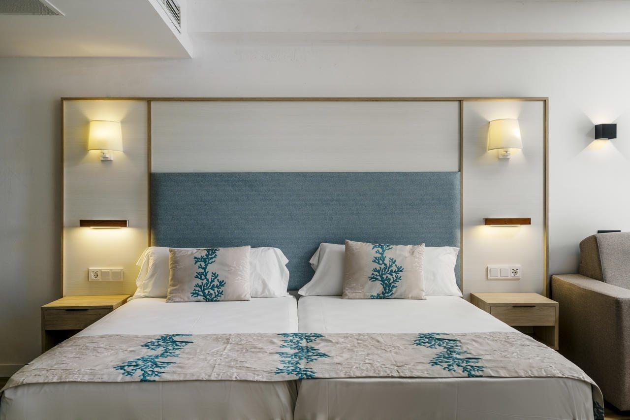 Alua Suites Las Rocas Cala d'Or  Luaran gambar