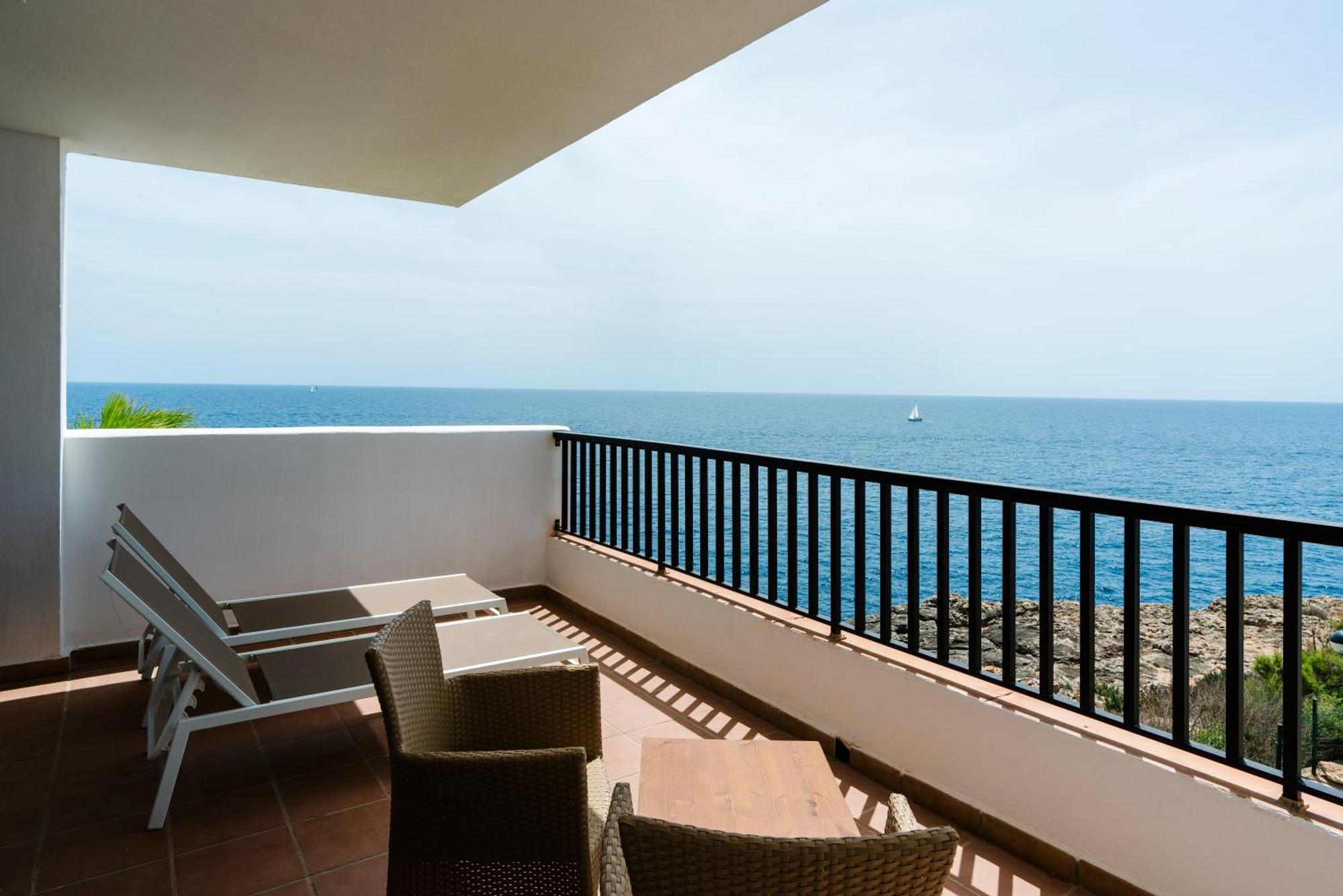 Alua Suites Las Rocas Cala d'Or  Luaran gambar