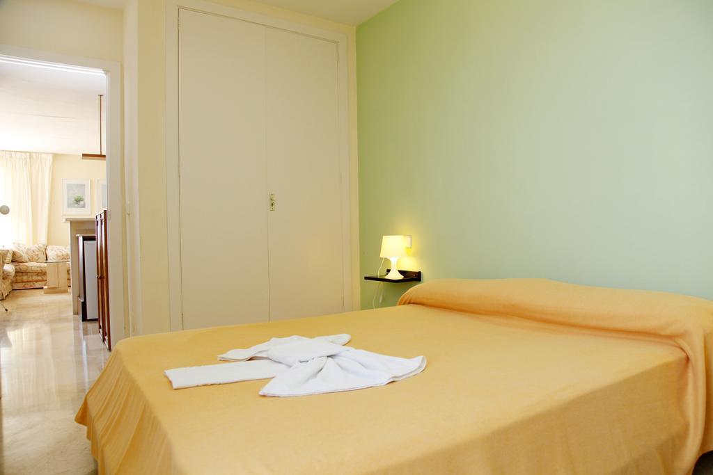 Alua Suites Las Rocas Cala d'Or  Luaran gambar